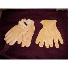 Deerskin glove